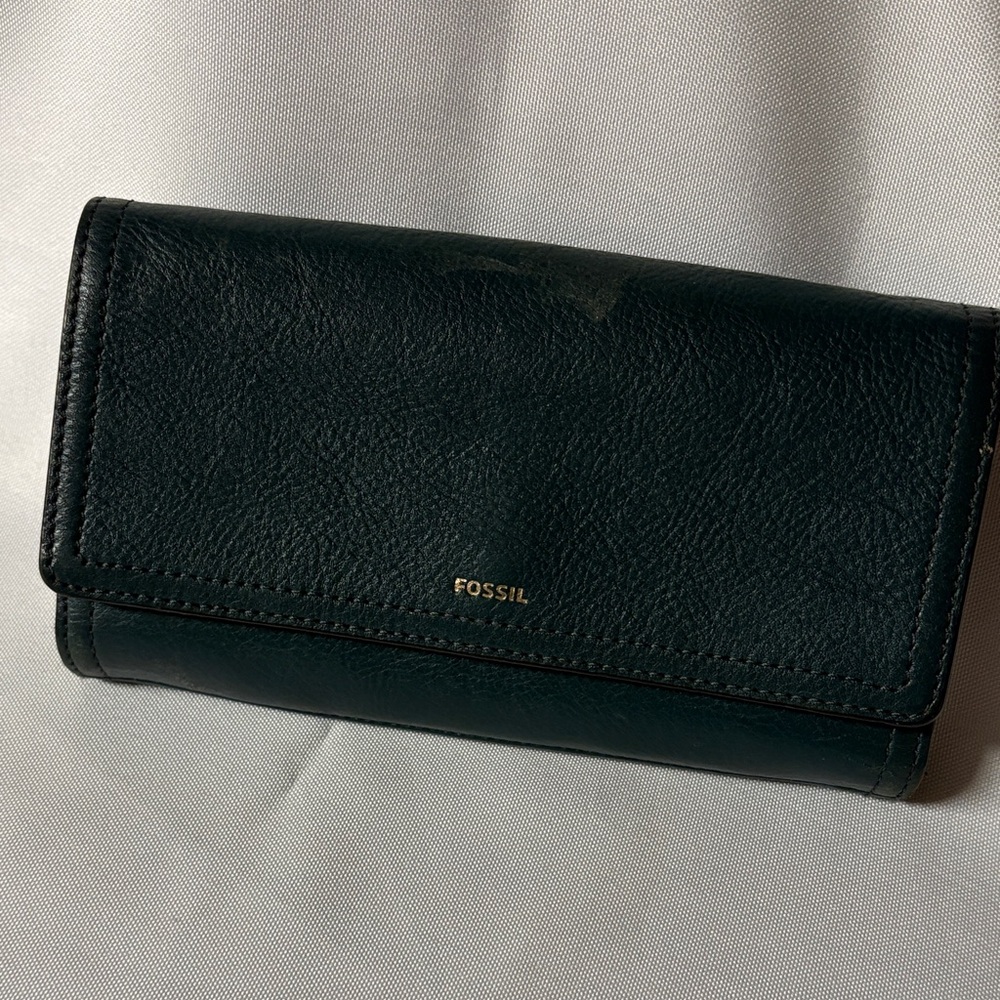 Fossil Dark Green Leather Wallet